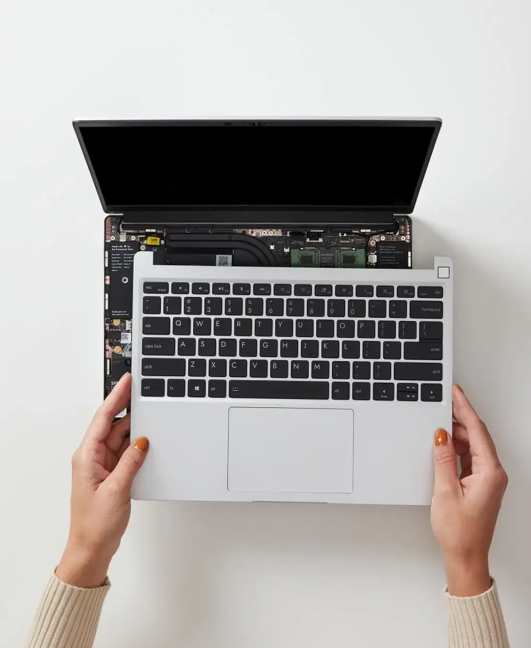 Refurbished Framework Laptop 13 DIY Edition (AMD Ryzen™ 7040 Series)